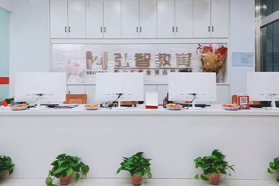 宝龙校区
